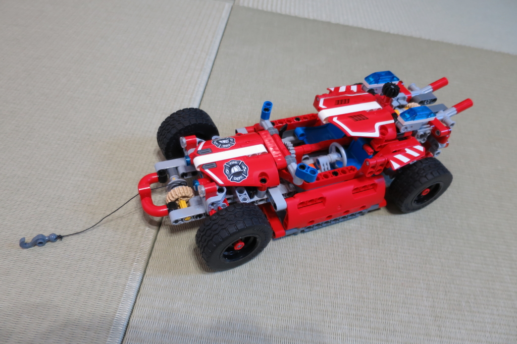 長男7歳がレゴ テクニック「レーシングヨット」に挑戦